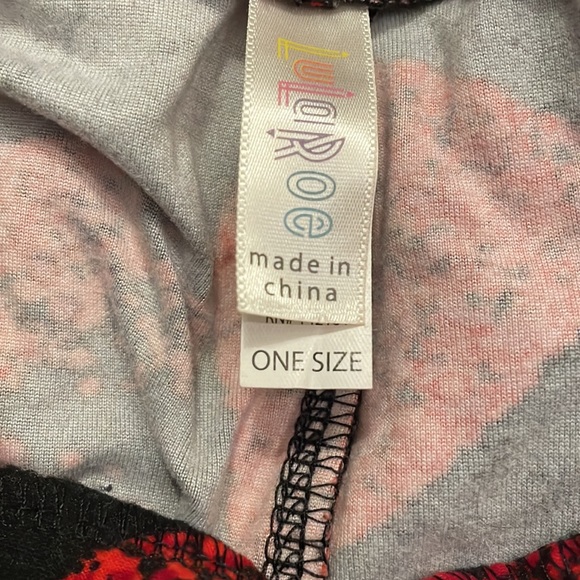 Vintage LuLaRoe Valentine heart leggings - Picture 4 of 4